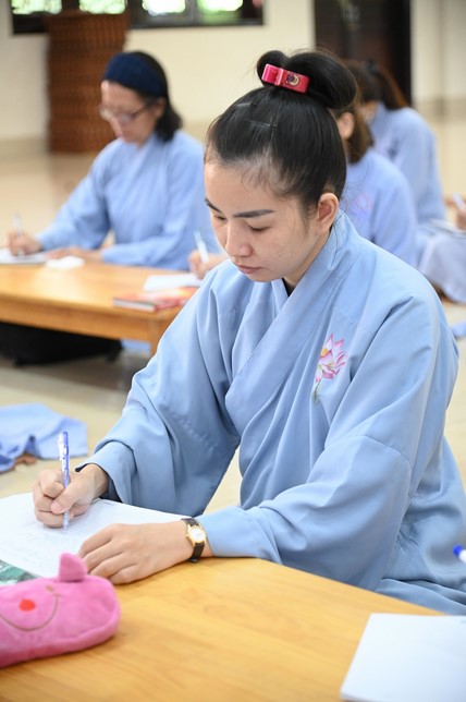 Lớp Phật Pháp Ứng Dụng Hoằng Pháp: Pháp thoại “Lấy chân thắng hư ngụy” – Đại đức Thích Tâm Cung