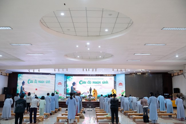 “Applied Dharma Propagation” Class - Dharma Talk: “Saving All Living Beings” by Junior Thich Tam Thuc