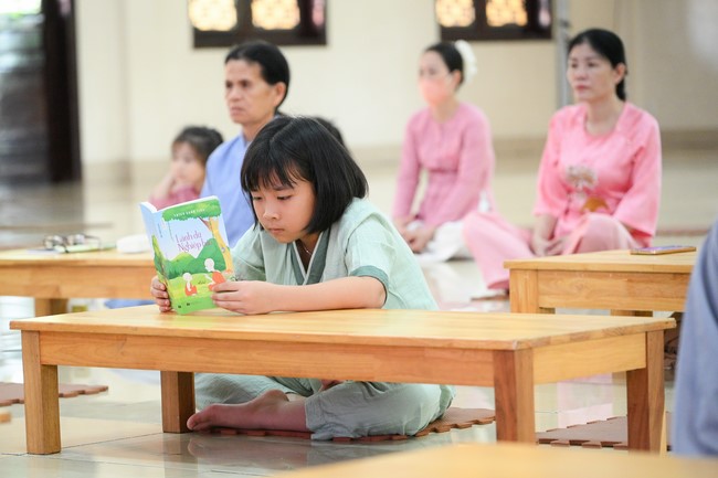 “Applied Dharma Propagation” Class - Dharma Talk: “Saving All Living Beings” by Junior Thich Tam Thuc