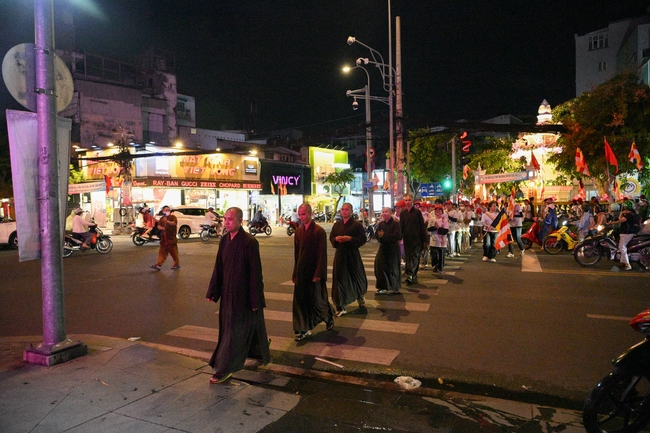 Hội Sinh Viên: Diễu hành xe đạp mừng Phật đản Pl.2659 – Dl.2025