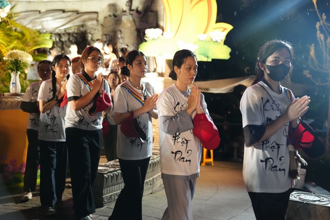 Hội Sinh Viên: Diễu hành xe đạp mừng Phật đản Pl.2659 – Dl.2025