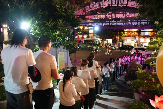 Hội Sinh Viên: Diễu hành xe đạp mừng Phật đản Pl.2659 – Dl.2025