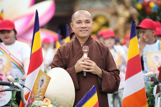 Hội Sinh Viên: Diễu hành xe đạp mừng Phật đản Pl.2659 – Dl.2025