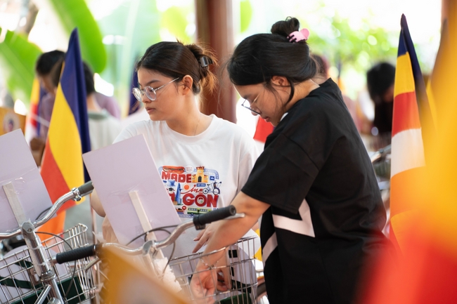 Hội Sinh Viên: Diễu hành xe đạp mừng Phật đản Pl.2659 – Dl.2025