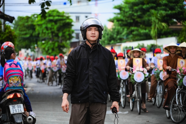 Hội Sinh Viên: Diễu hành xe đạp mừng Phật đản Pl.2659 – Dl.2025