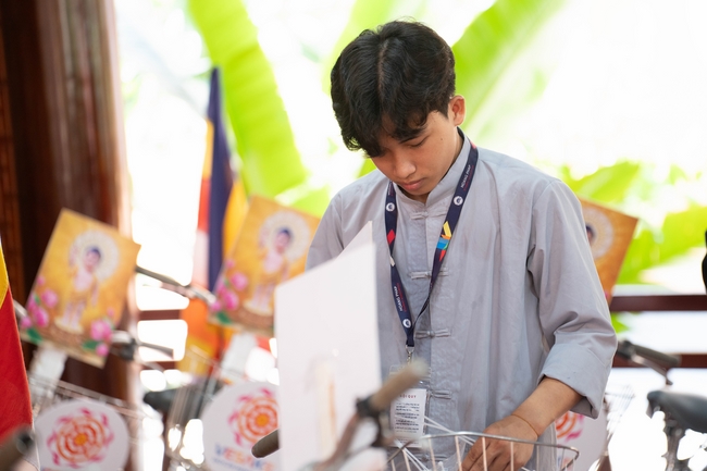 Hội Sinh Viên: Diễu hành xe đạp mừng Phật đản Pl.2659 – Dl.2025