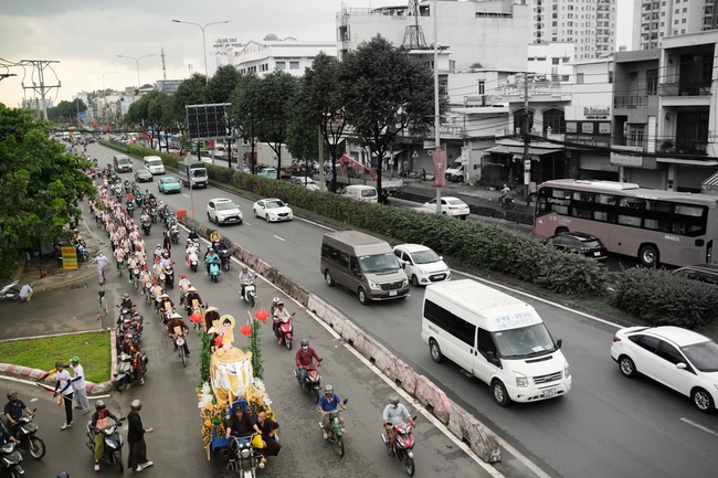 Hội Sinh Viên: Diễu hành xe đạp mừng Phật đản Pl.2659 – Dl.2025
