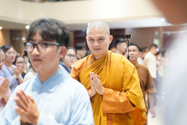 Khoá tu “Sinh viên hướng về Phật pháp” – Pháp thoại “Yêu đời đi nhé” – Đại đức Giác Minh Luật