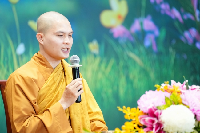 Khoá tu “Sinh viên hướng về Phật pháp” – Pháp thoại “Yêu đời đi nhé” – Đại đức Giác Minh Luật