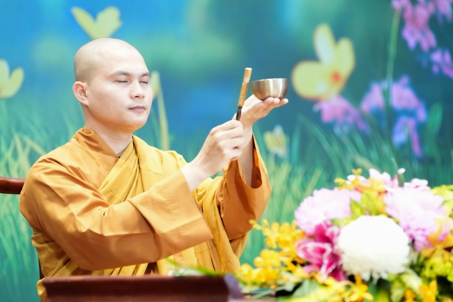 Khoá tu “Sinh viên hướng về Phật pháp” – Pháp thoại “Yêu đời đi nhé” – Đại đức Giác Minh Luật