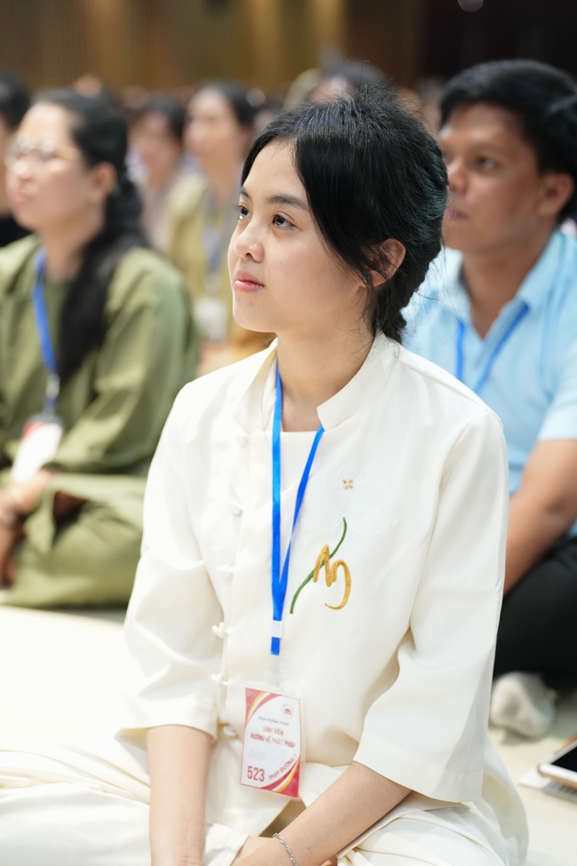 Khoá tu “Sinh viên hướng về Phật pháp” – Pháp thoại “Yêu đời đi nhé” – Đại đức Giác Minh Luật