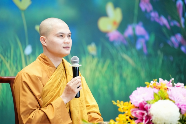 Khoá tu “Sinh viên hướng về Phật pháp” – Pháp thoại “Yêu đời đi nhé” – Đại đức Giác Minh Luật