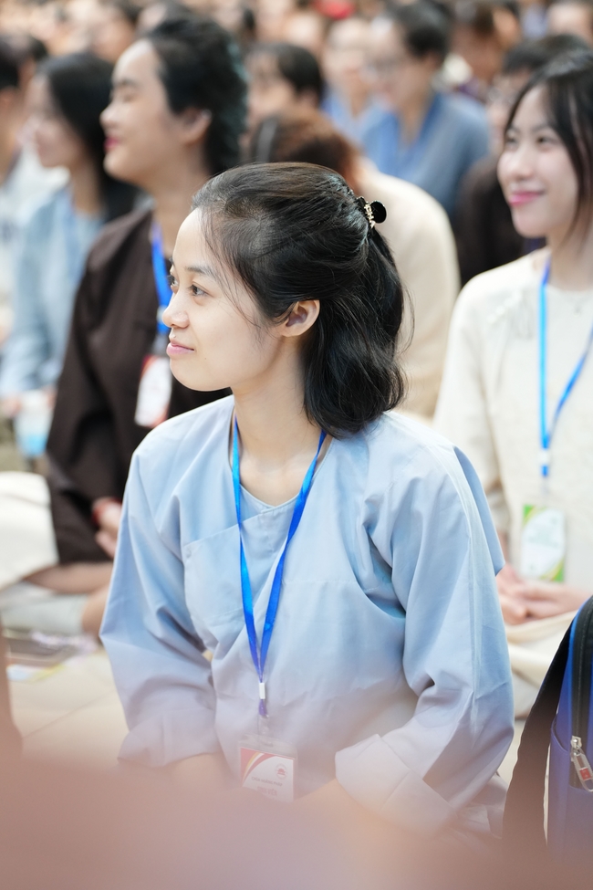 Khoá tu “Sinh viên hướng về Phật pháp” – Pháp thoại “Yêu đời đi nhé” – Đại đức Giác Minh Luật