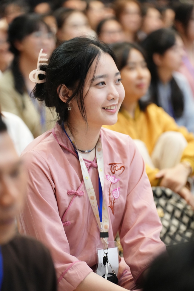 Khoá tu “Sinh viên hướng về Phật pháp” – Pháp thoại “Yêu đời đi nhé” – Đại đức Giác Minh Luật