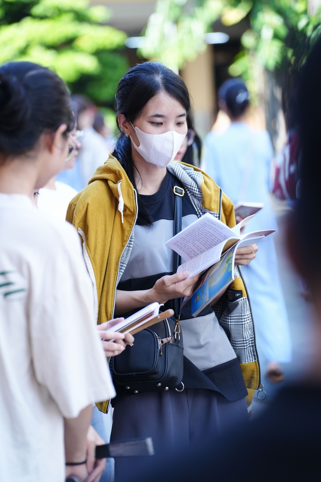 Khoá tu “Sinh viên hướng về Phật pháp” – Pháp thoại “Yêu đời đi nhé” – Đại đức Giác Minh Luật