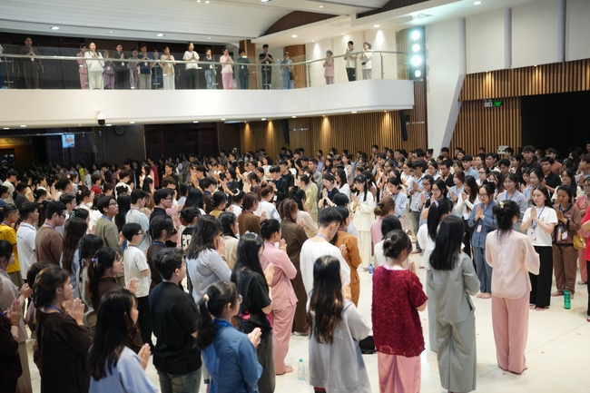 Hội Sinh Viên: Lễ Mộc dục mùa Phật đản PL.2659 – DL.2025