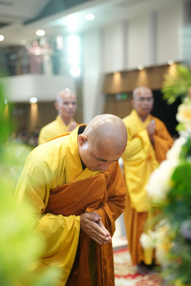 Hội Sinh Viên: Lễ Mộc dục mùa Phật đản PL.2659 – DL.2025