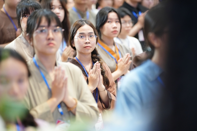 Hội Sinh Viên: Lễ Mộc dục mùa Phật đản PL.2659 – DL.2025