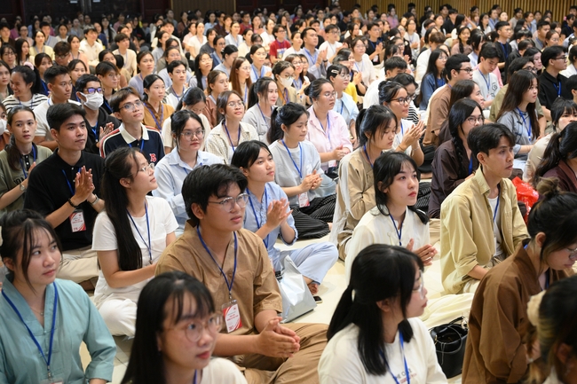 Hội Sinh Viên: Lễ Mộc dục mùa Phật đản PL.2659 – DL.2025