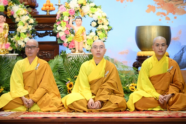 Hội Sinh Viên: Lễ Mộc dục mùa Phật đản PL.2659 – DL.2025