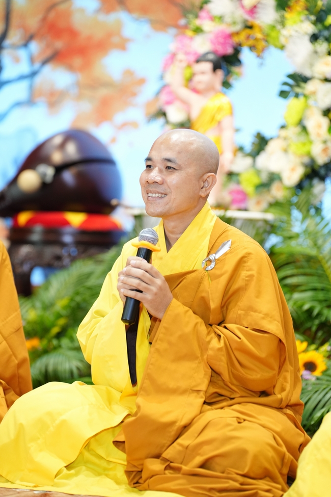 Hội Sinh Viên: Lễ Mộc dục mùa Phật đản PL.2659 – DL.2025