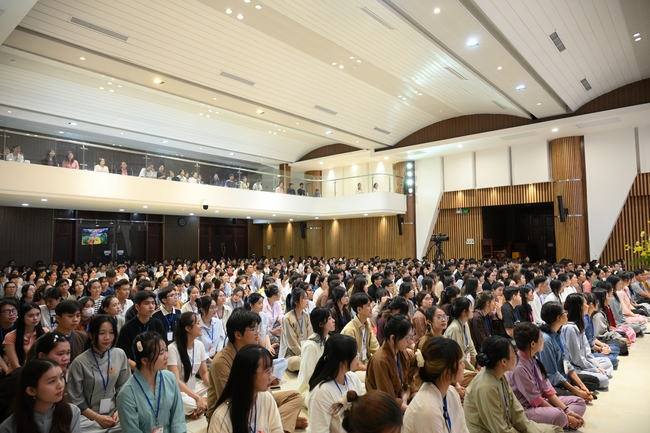 Hội Sinh Viên: Lễ Mộc dục mùa Phật đản PL.2659 – DL.2025