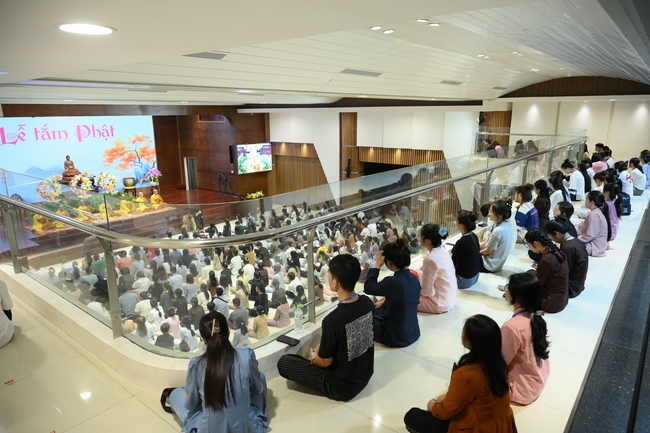 Hội Sinh Viên: Lễ Mộc dục mùa Phật đản PL.2659 – DL.2025