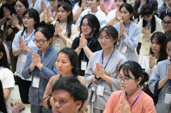 Hội Sinh Viên: Lễ Mộc dục mùa Phật đản PL.2659 – DL.2025