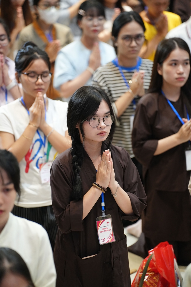 Hội Sinh Viên: Lễ Mộc dục mùa Phật đản PL.2659 – DL.2025