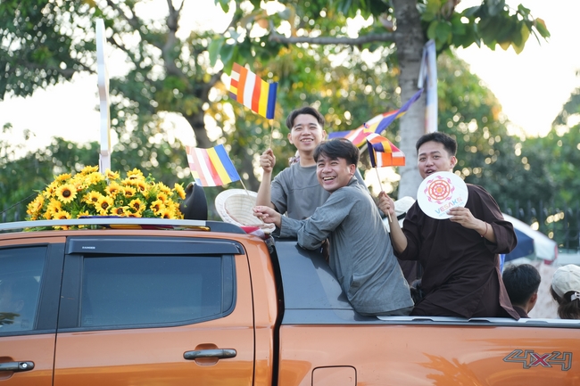 Diễu hành xe hoa kính mừng Phật đản PL.2659 – Dl.2025