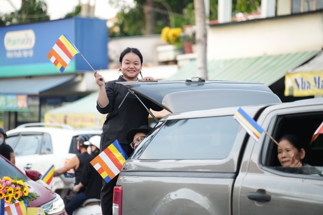 Diễu hành xe hoa kính mừng Phật đản PL.2659 – Dl.2025