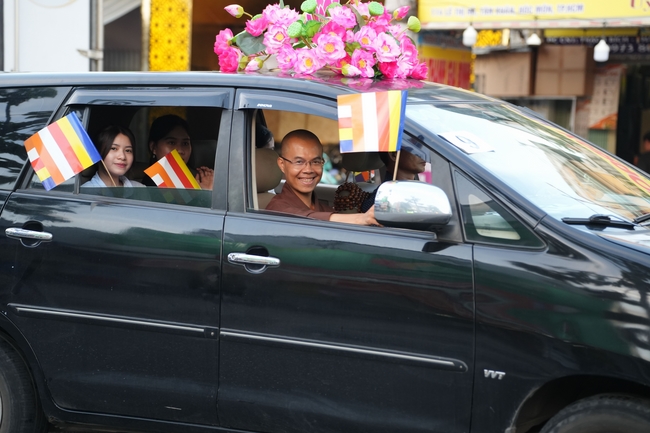 Diễu hành xe hoa kính mừng Phật đản PL.2659 – Dl.2025