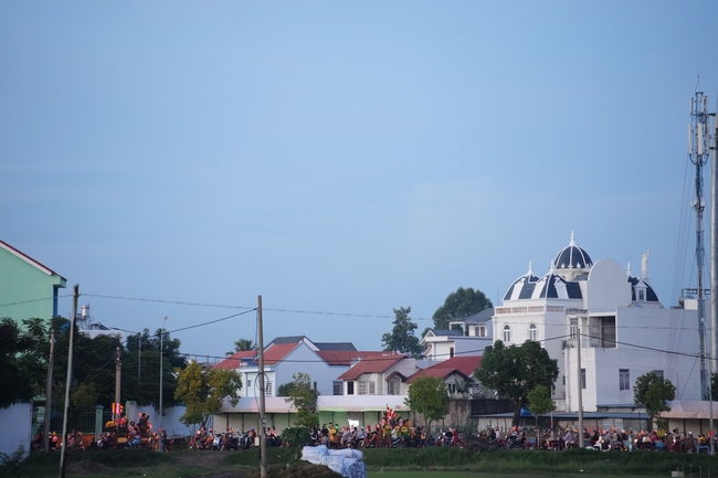 Diễu hành xe hoa kính mừng Phật đản PL.2659 – Dl.2025