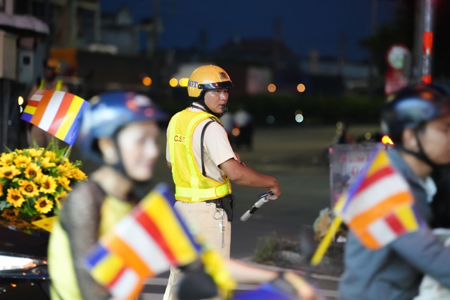 Diễu hành xe hoa kính mừng Phật đản PL.2659 – Dl.2025