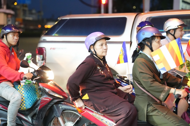 Diễu hành xe hoa kính mừng Phật đản PL.2659 – Dl.2025