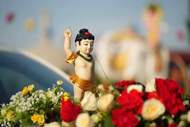 Diễu hành xe hoa kính mừng Phật đản PL.2659 – Dl.2025