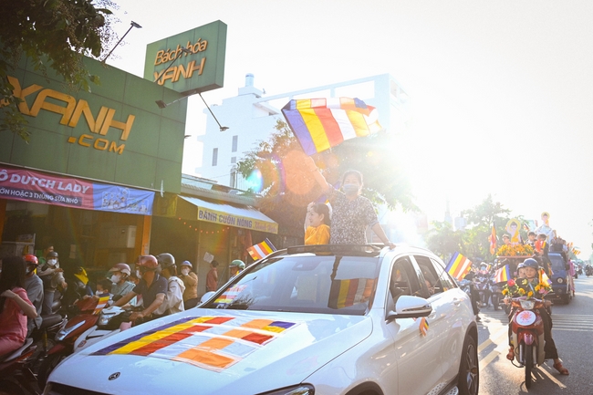 Diễu hành xe hoa kính mừng Phật đản PL.2659 – Dl.2025