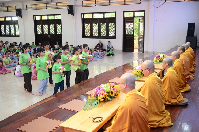 Khoá tu thiếu nhi “Em về bên Phật” lần thứ 64