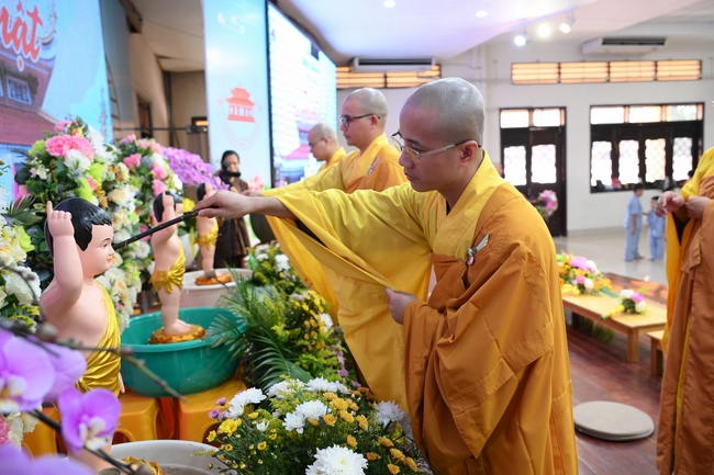 Khoá tu thiếu nhi “Em về bên Phật” lần thứ 64