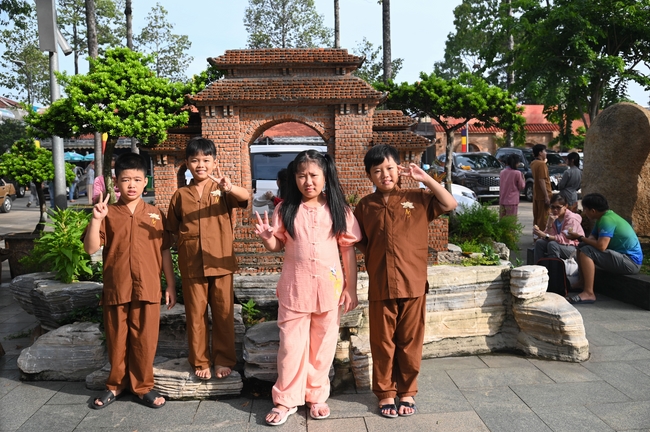 Khoá tu thiếu nhi “Em về bên Phật” lần thứ 64