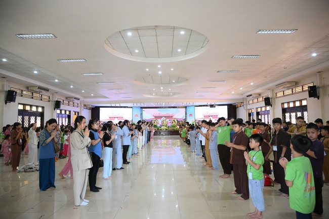 Khoá tu thiếu nhi “Em về bên Phật” lần thứ 64