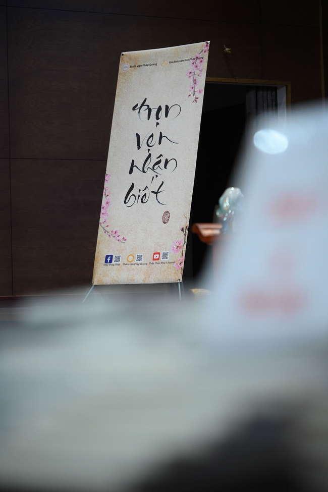 Khóa tu một ngày sống thiền “Sự nhiệm màu của hơi thở” cùng thầy Pháp Nhật