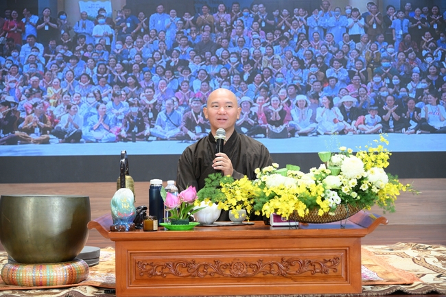 Khóa tu một ngày sống thiền “Sự nhiệm màu của hơi thở” cùng thầy Pháp Nhật