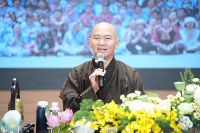 Khóa tu một ngày sống thiền “Sự nhiệm màu của hơi thở” cùng thầy Pháp Nhật