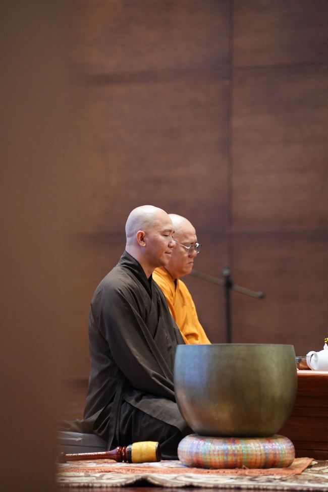 Khóa tu một ngày sống thiền “Sự nhiệm màu của hơi thở” cùng thầy Pháp Nhật