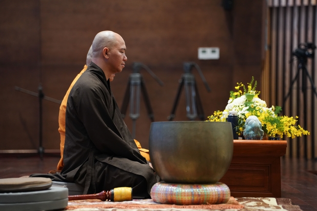 Khóa tu một ngày sống thiền “Sự nhiệm màu của hơi thở” cùng thầy Pháp Nhật