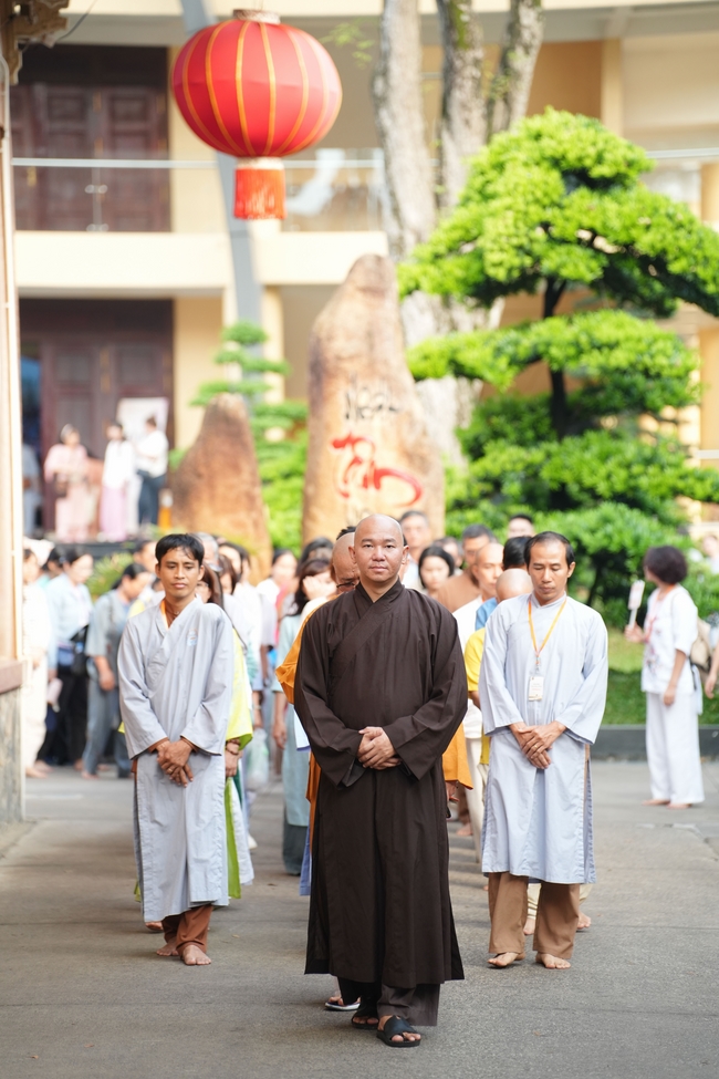 Khóa tu một ngày sống thiền “Sự nhiệm màu của hơi thở” cùng thầy Pháp Nhật