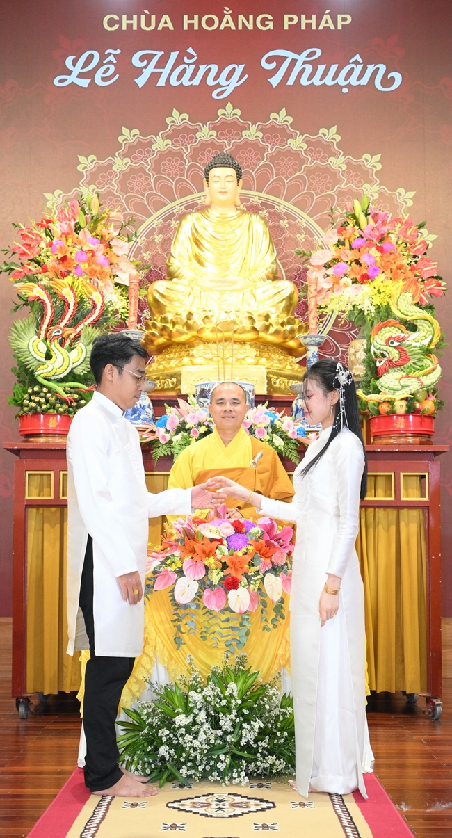Wedding Ceremony at the pagoda