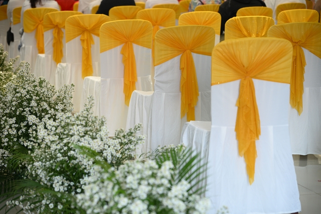 Wedding Ceremony at the pagoda