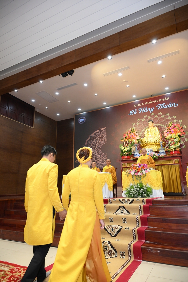 Wedding Ceremony at the pagoda